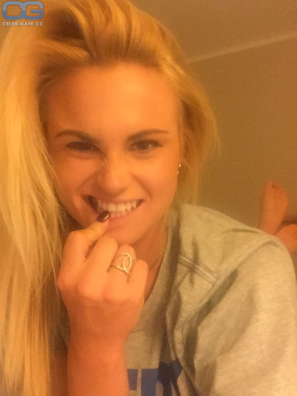 Carly Booth Nude 30 Hot Leaked Pics Naked 18+ Uncensored