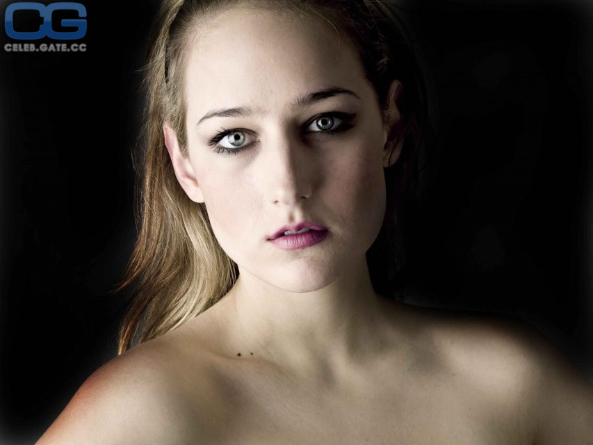 Leelee Sobieski Nude 186 Hot Leaked Pics Naked 18+ Uncensored