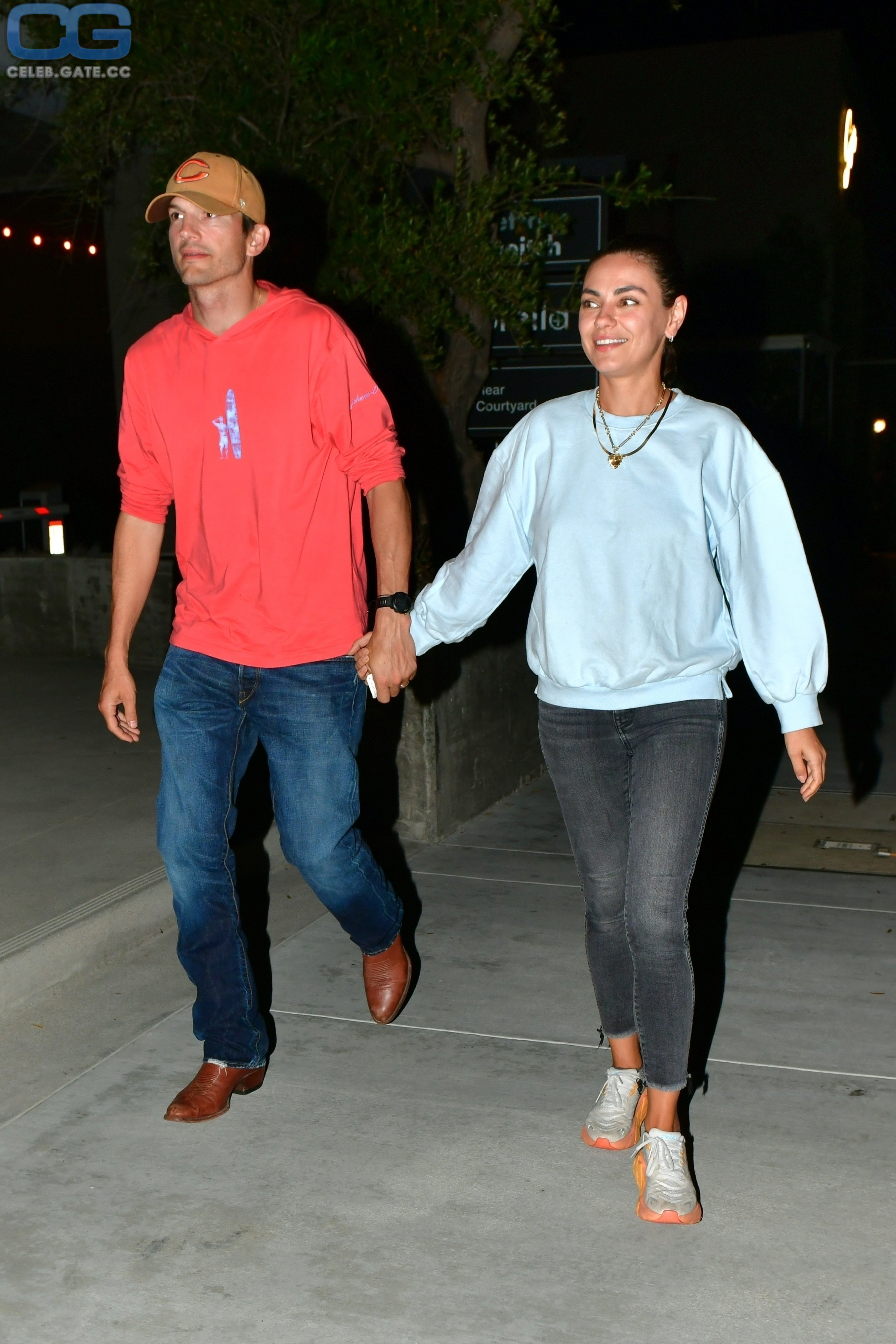 Mila Kunis Nude 250 Hot Leaked Pics Naked 18+ Uncensored