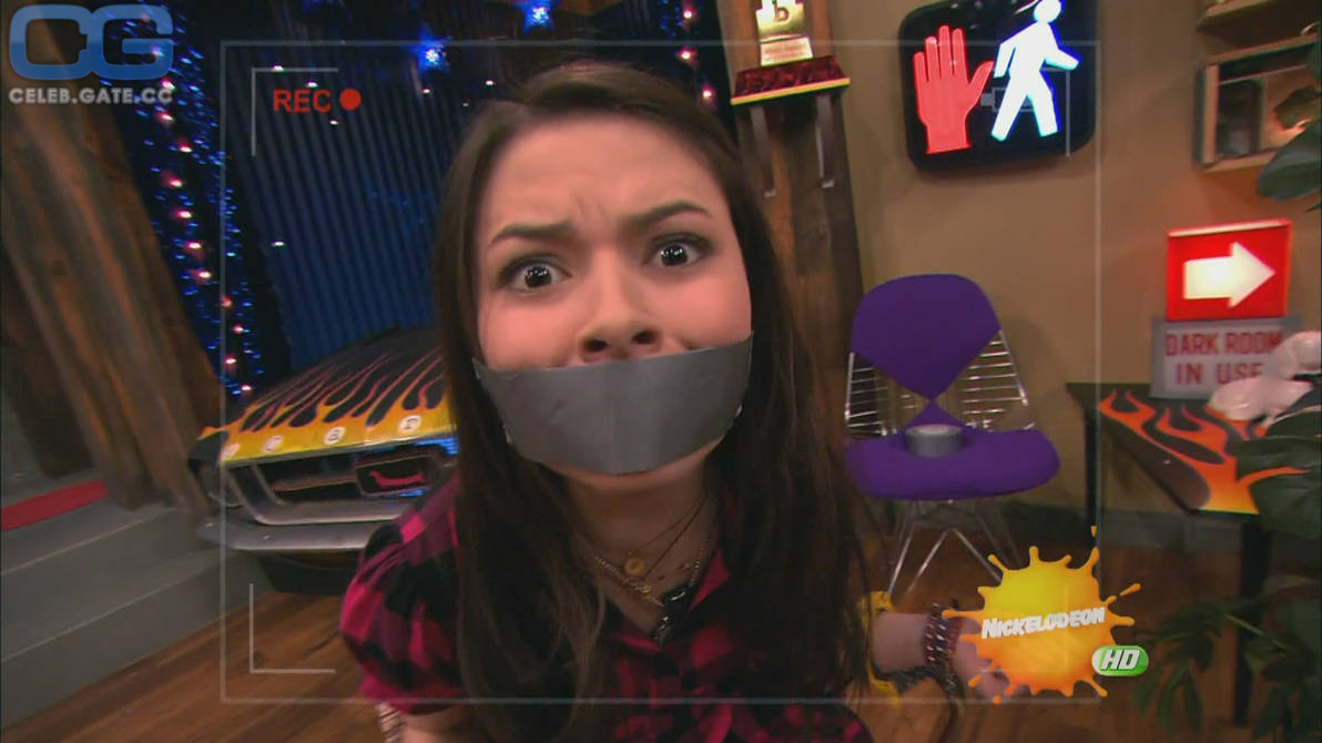 Miranda Cosgrove Nude 33 Hot Leaked Pics Naked 18+ Uncensored