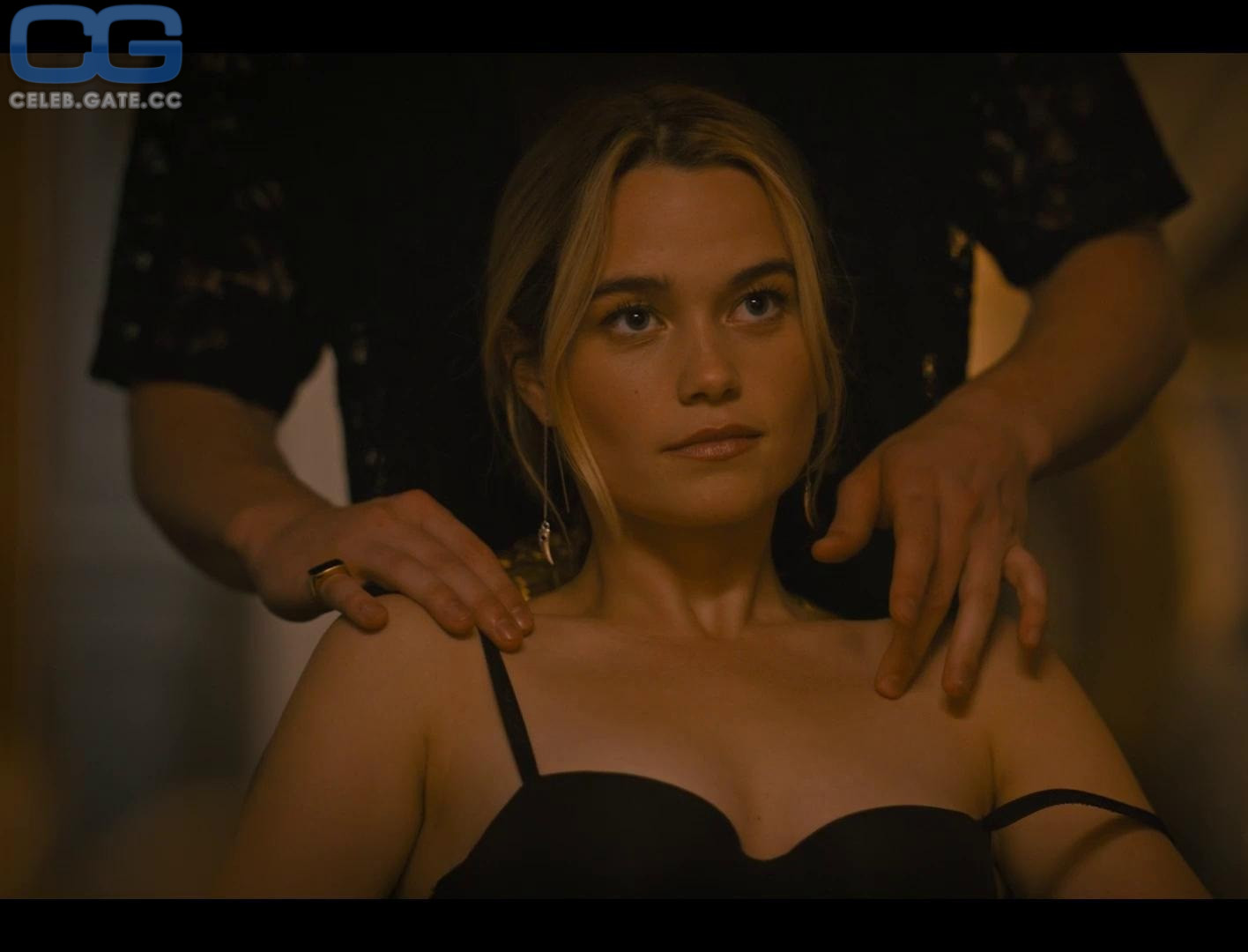 Sarah Catherine Hook Nude 10 Hot Leaked Pics Naked 18+ Uncensored