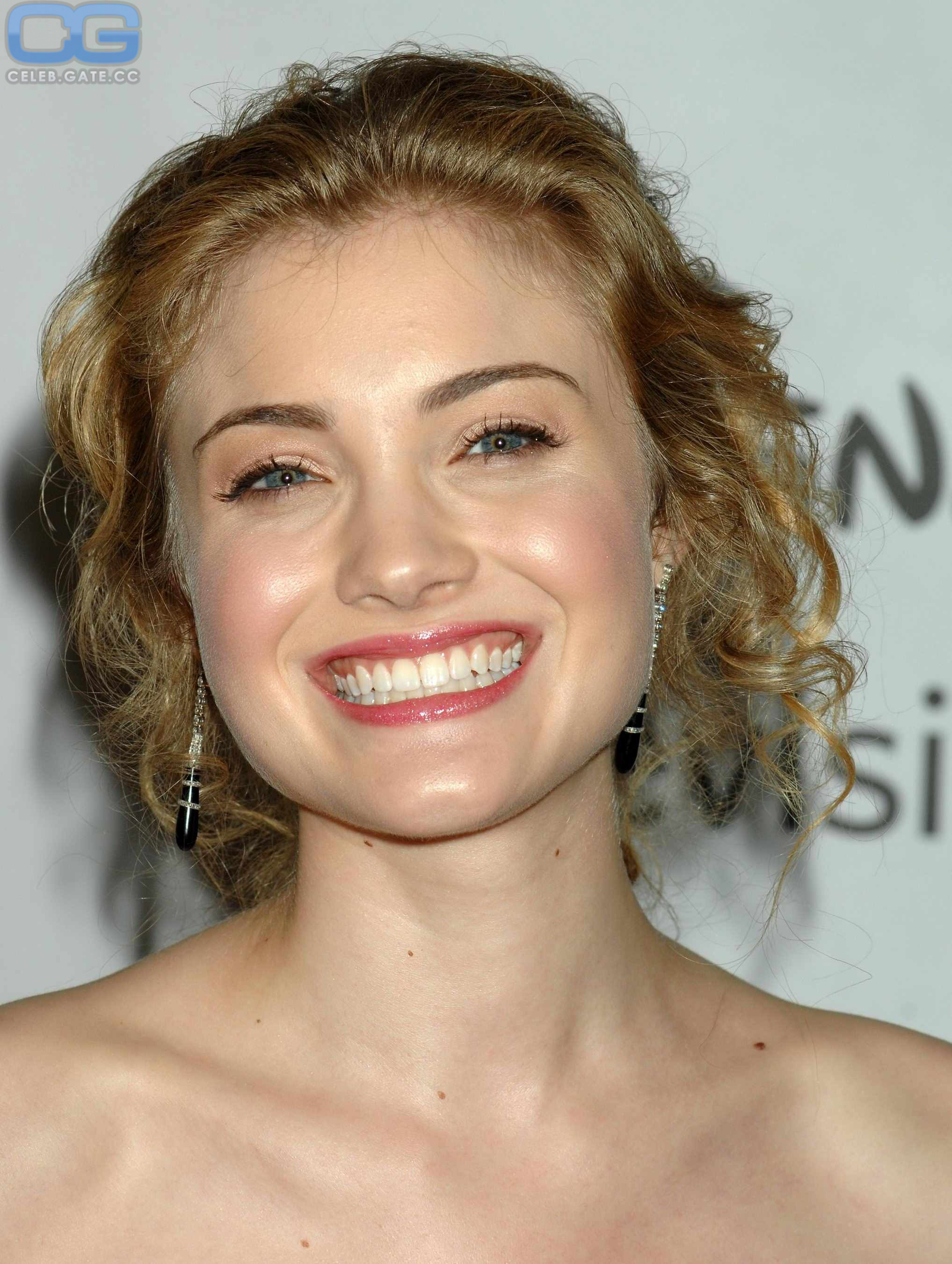 Skyler Samuels Nude | 9 Hot Leaked Pics | Naked 18+ Uncensored