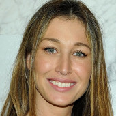 Alana Hadid