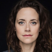 Anja Knauer
