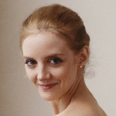 Anna Levine
