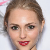 Annasophia Robb