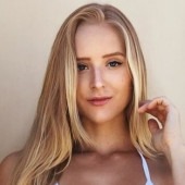 Caroline Zalog