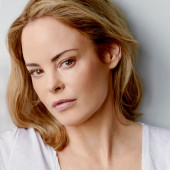 Chandra West