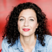 Delia Mayer