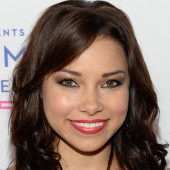 Jessica Parker Kennedy