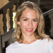 Julia Dietze