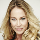 Kathleen Kinmont