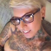 Ladykinkycat