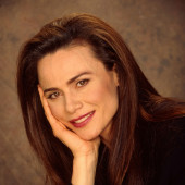 Lena Olin