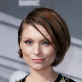 Myanna Buring