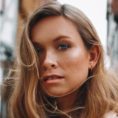 Nadine Berneis