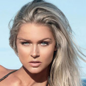Renae Ayris