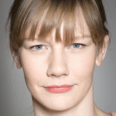 Sandra Hueller