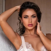 Sharina Van Der Vliet