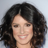 Shenae Grimes