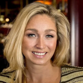 Dominique Van Hulst