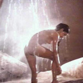 Phoebe Cates