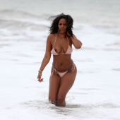 Sundy Carter