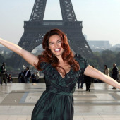 Kelly Brook 