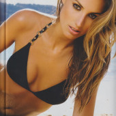 Laura Dundovic