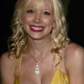 Courtney Peldon