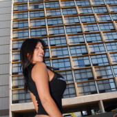 Denise Milani 