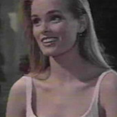 Kelly Packard 