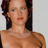 Gillian Anderson