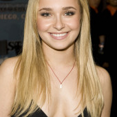 Hayden Panettiere 
