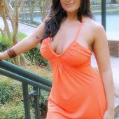 Honey De La Cruz 