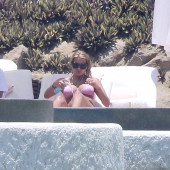 Ashley Benson 