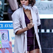 Halle Berry 