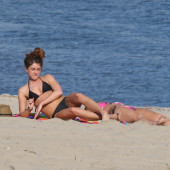 Shenae Grimes