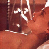 Annette Bening 