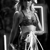 Jessica Alba