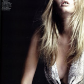Lara Stone 