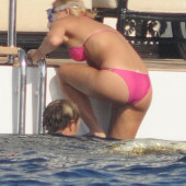 Bar Refaeli 