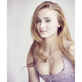 Sophie Turner 
