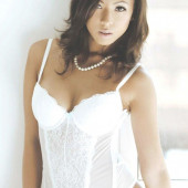 Jestina Lam 