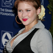 Renee Olstead
