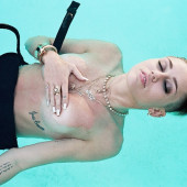 Miley Cyrus 