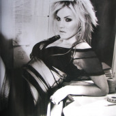 Elisha Cuthbert