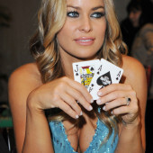 Carmen Electra