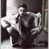 Eva Grimaldi 
