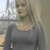 Kelly Packard 